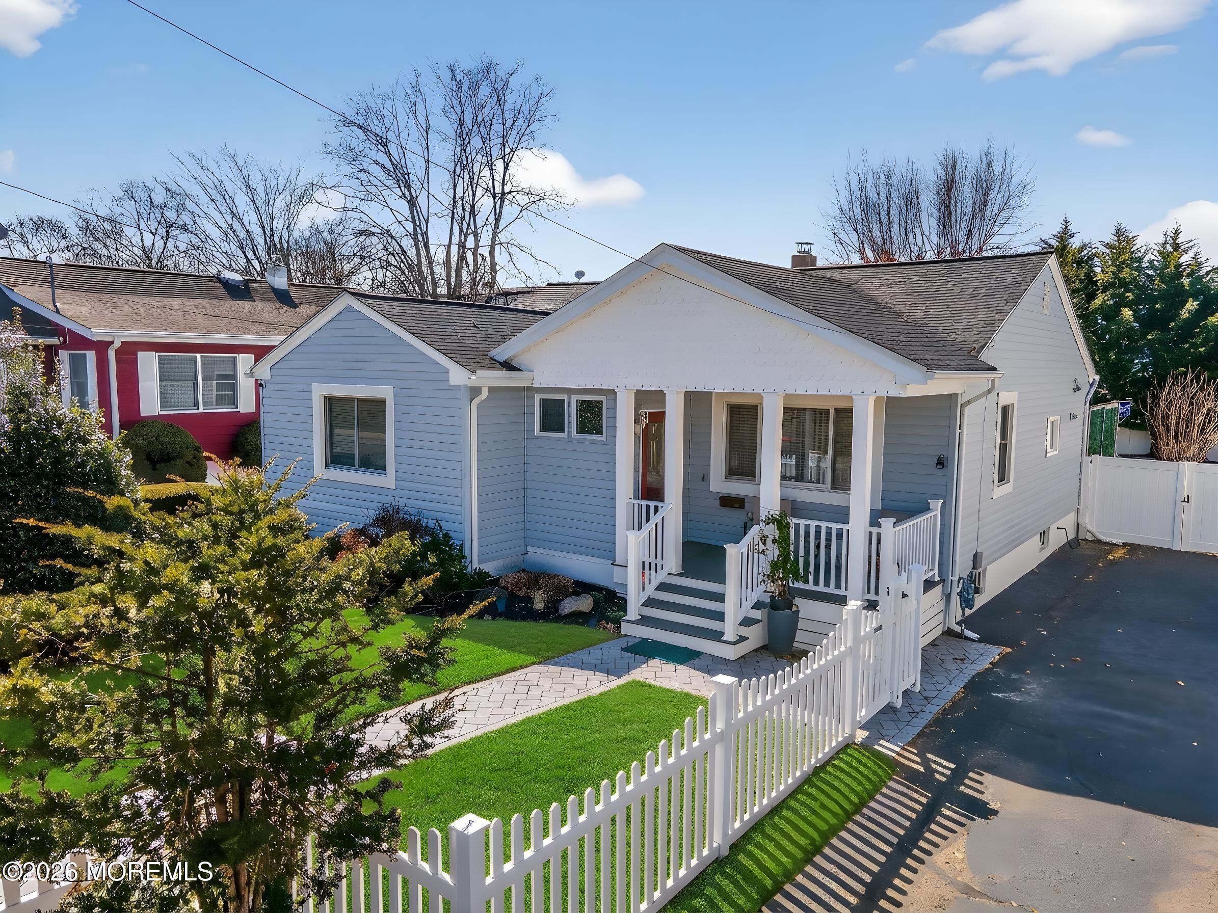 282 Rockwell Avenue