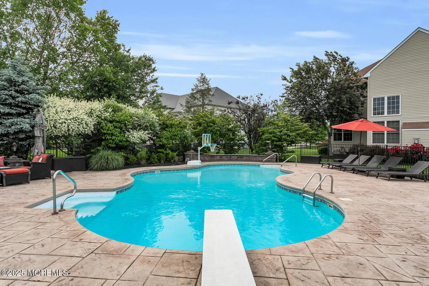 Freehold, New Jersey 07728, United States, 4 Bedrooms Bedrooms, ,3 BathroomsBathrooms,Residential,Active,160853