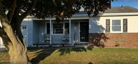 MLS: 22430057