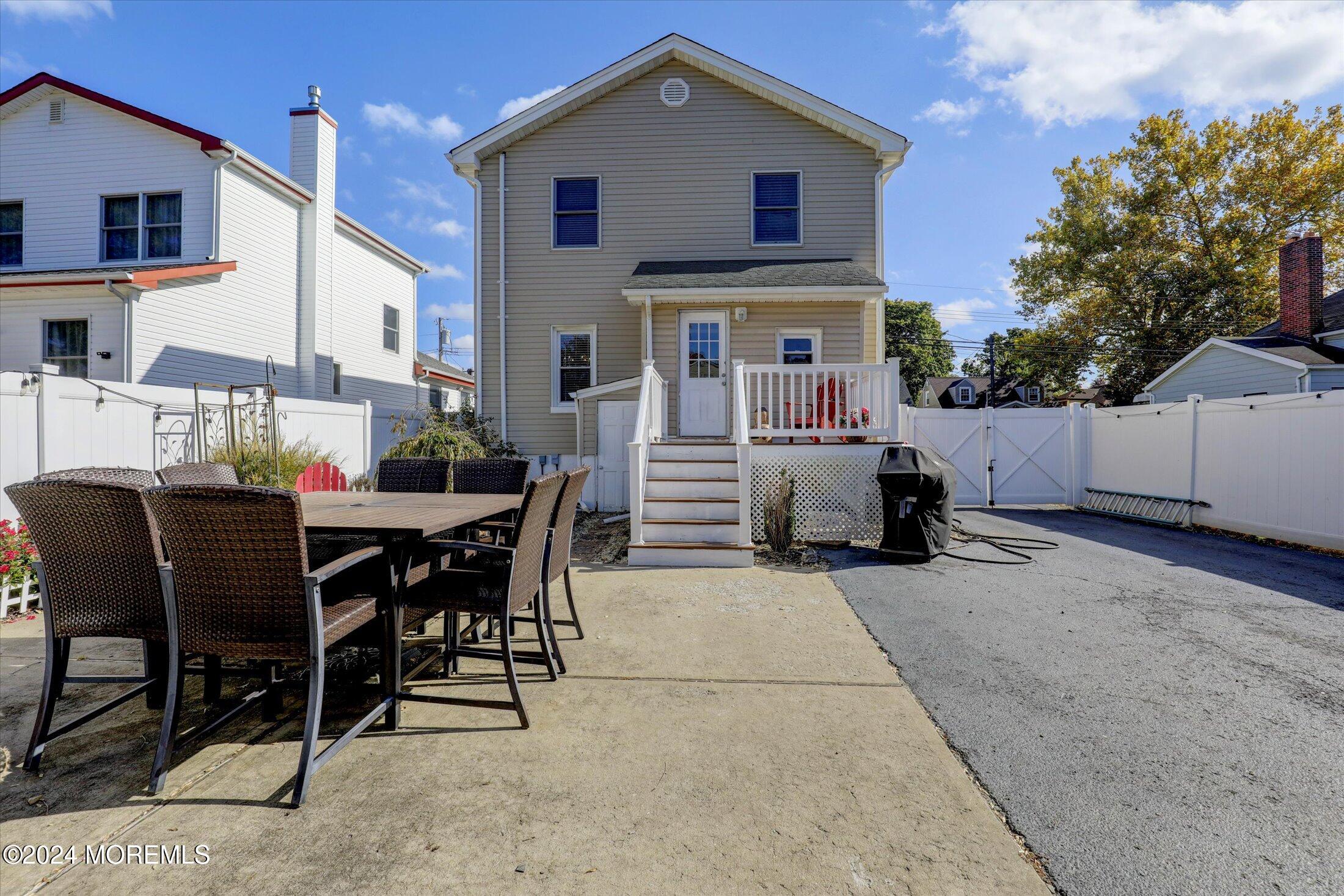 142 Washington Street, Keyport, New Jersey image 31