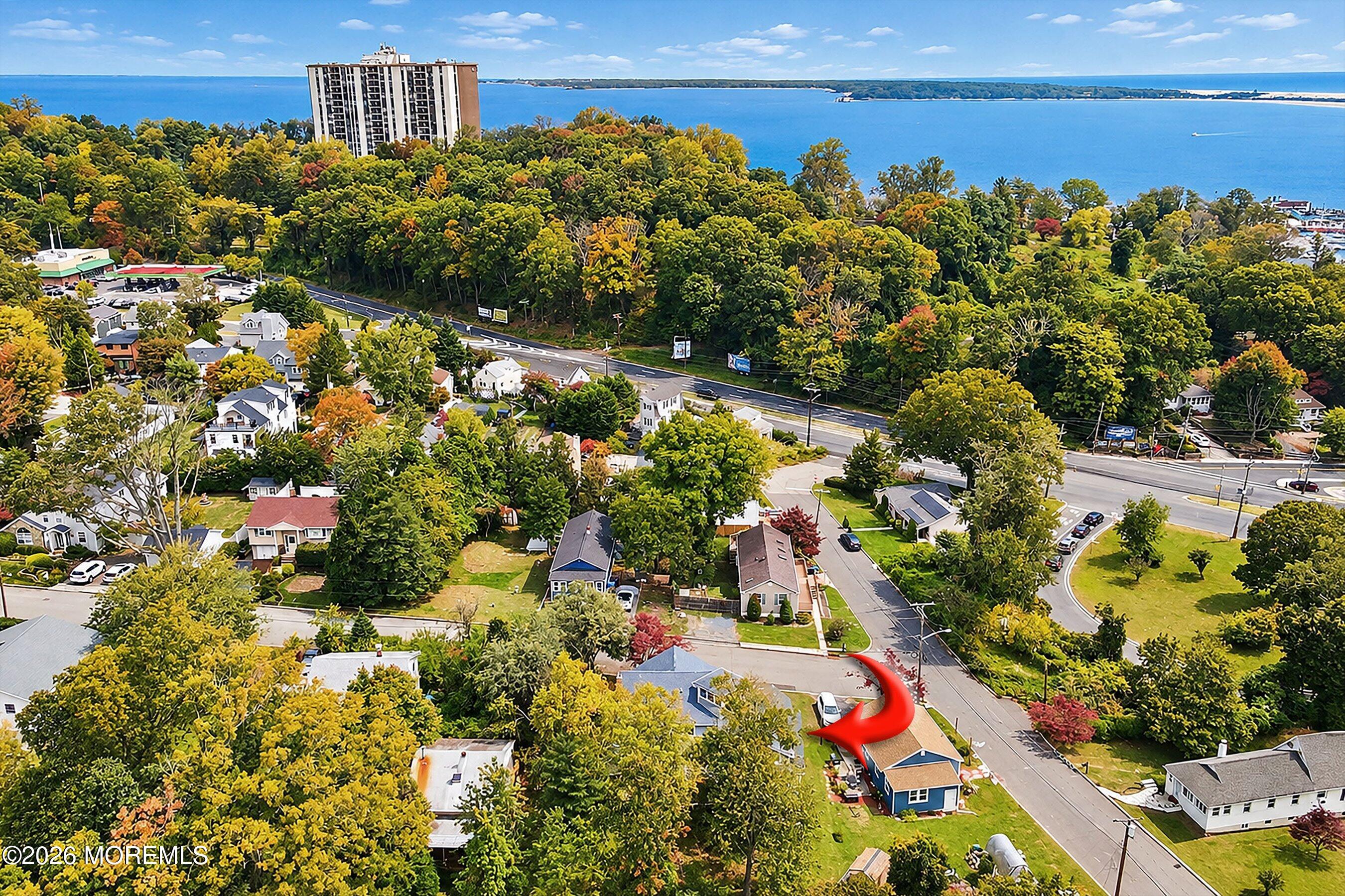 4 Oneida Avenue