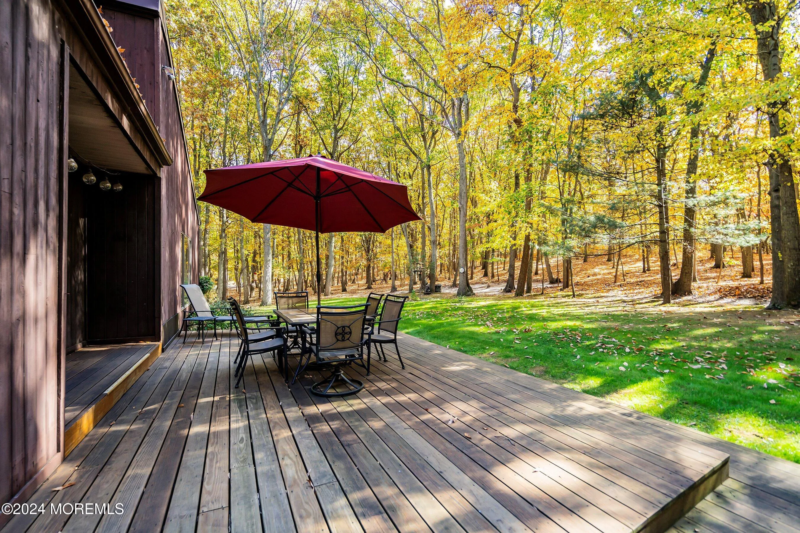 Millstone, New Jersey 08510, United States, 3 Bedrooms Bedrooms, ,2 BathroomsBathrooms,Residential,Active,92639