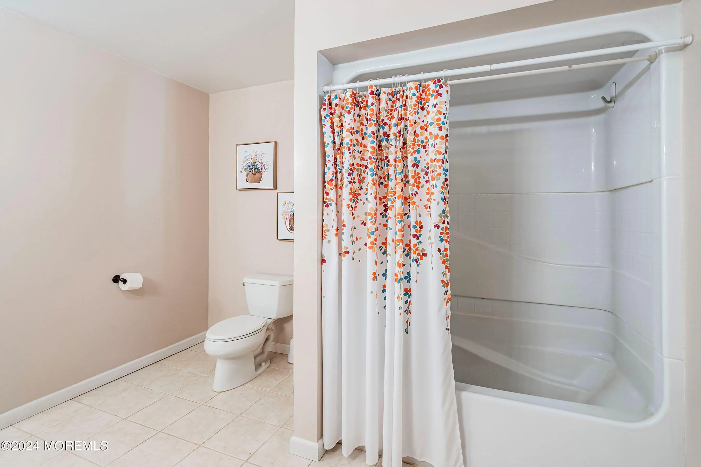 Millstone, New Jersey 08510, United States, 3 Bedrooms Bedrooms, ,2 BathroomsBathrooms,Residential,Active,92639