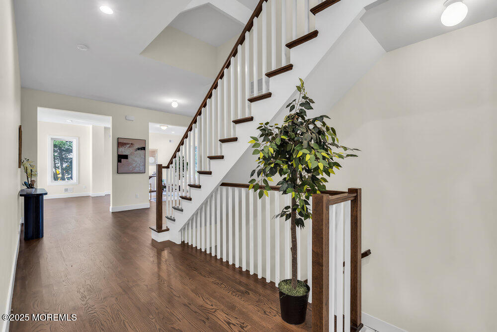 Jackson, New Jersey, 08527, United States, 6 Bedrooms Bedrooms, ,4 BathroomsBathrooms,Residential,Active,2041731