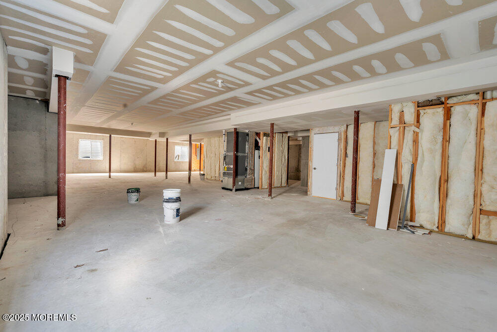 Jackson, New Jersey, 08527, United States, 6 Bedrooms Bedrooms, ,4 BathroomsBathrooms,Residential,Active,2041731