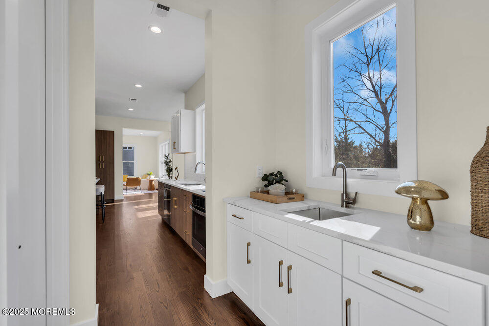 Jackson, New Jersey, 08527, United States, 6 Bedrooms Bedrooms, ,4 BathroomsBathrooms,Residential,Active,2041731