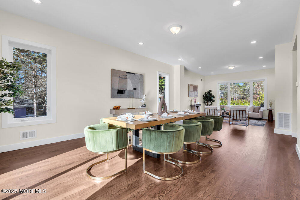 Jackson, New Jersey, 08527, United States, 6 Bedrooms Bedrooms, ,4 BathroomsBathrooms,Residential,Active,2041731