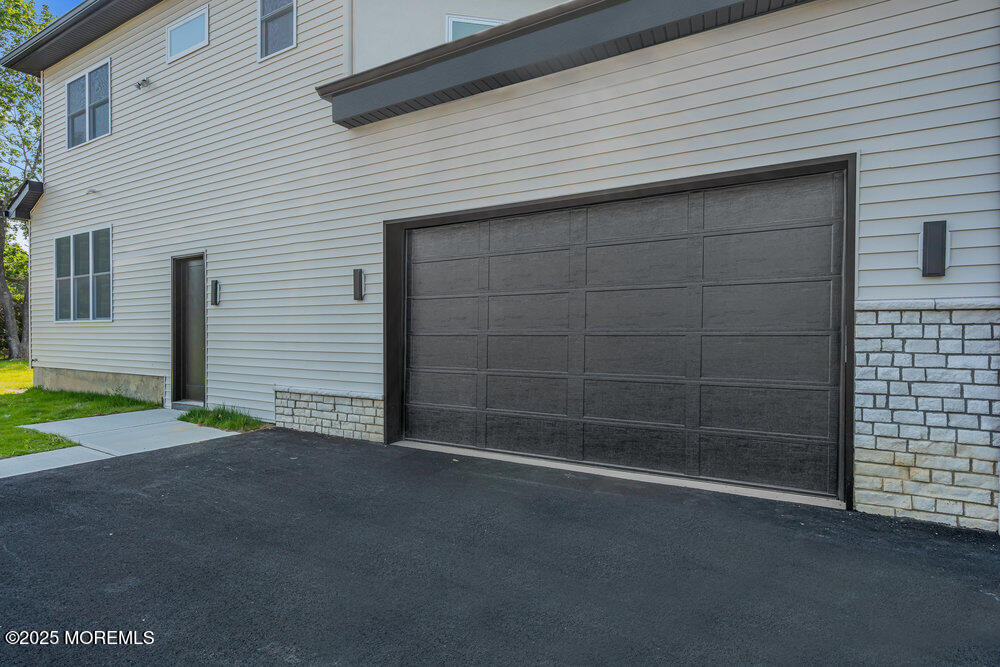 Jackson, New Jersey, 08527, United States, 6 Bedrooms Bedrooms, ,4 BathroomsBathrooms,Residential,Active,2041731