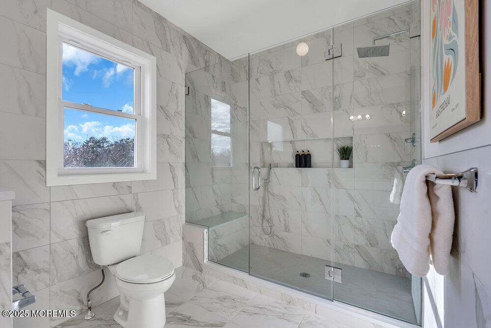 Jackson, New Jersey, 08527, United States, 6 Bedrooms Bedrooms, ,4 BathroomsBathrooms,Residential,Active,2041731