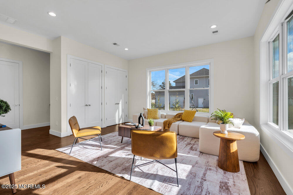 Jackson, New Jersey, 08527, United States, 6 Bedrooms Bedrooms, ,4 BathroomsBathrooms,Residential,Active,2041731