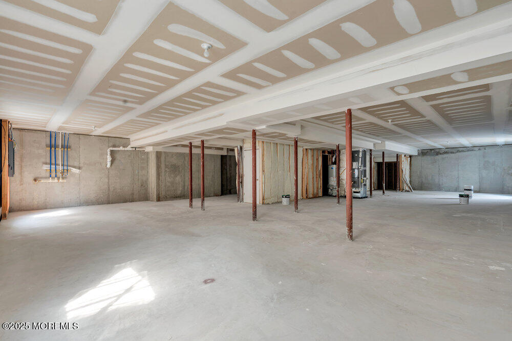 Jackson, New Jersey, 08527, United States, 6 Bedrooms Bedrooms, ,4 BathroomsBathrooms,Residential,Active,2041731