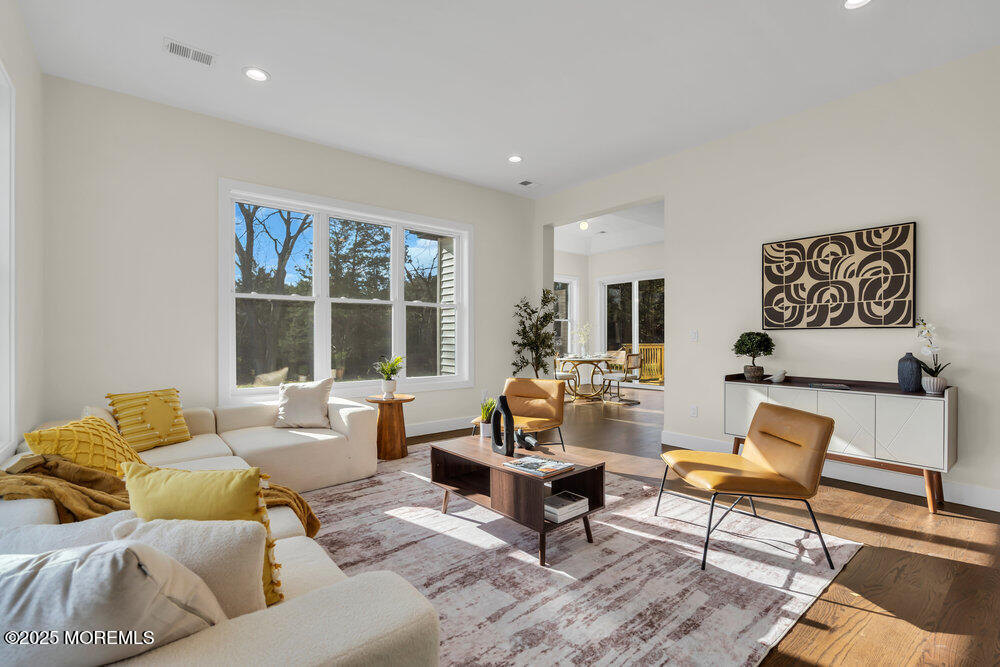 Jackson, New Jersey, 08527, United States, 6 Bedrooms Bedrooms, ,4 BathroomsBathrooms,Residential,Active,2041731