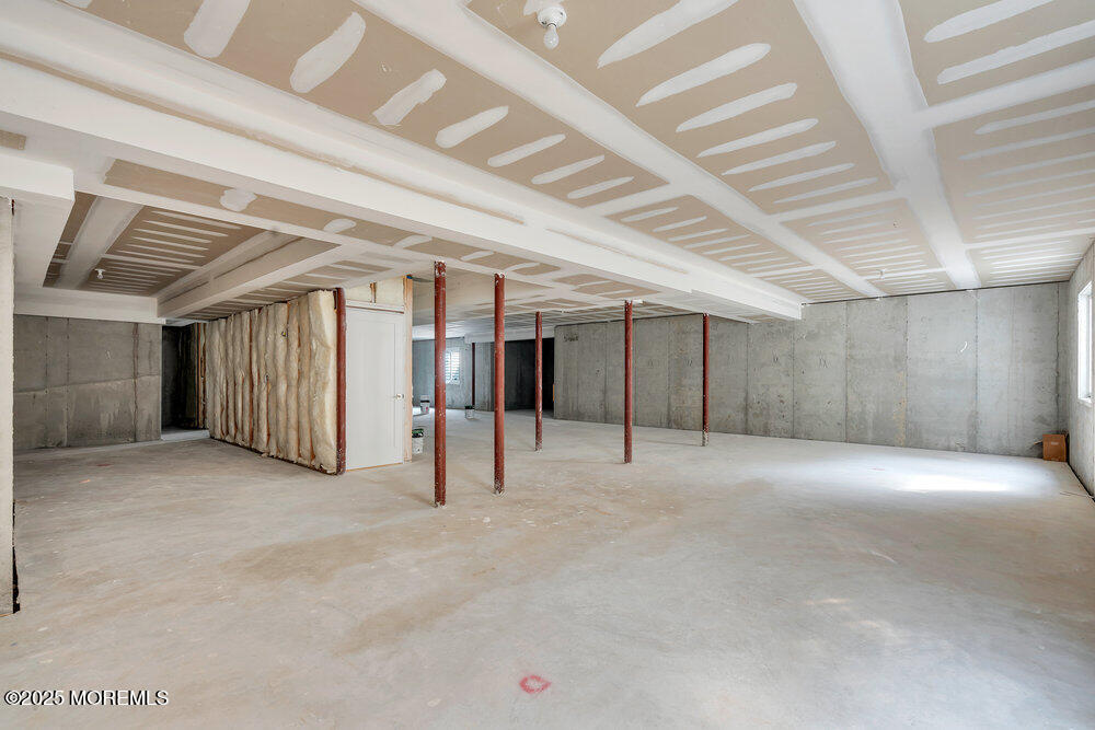 Jackson, New Jersey, 08527, United States, 6 Bedrooms Bedrooms, ,4 BathroomsBathrooms,Residential,Active,2041731
