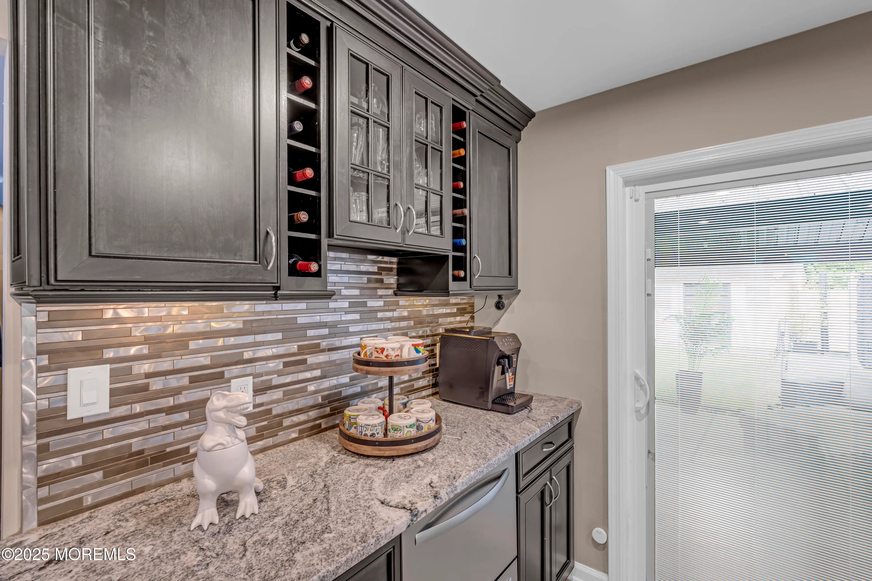 Aberdeen, New Jersey 07747, United States, 3 Bedrooms Bedrooms, ,2 BathroomsBathrooms,Residential,Pending,148229