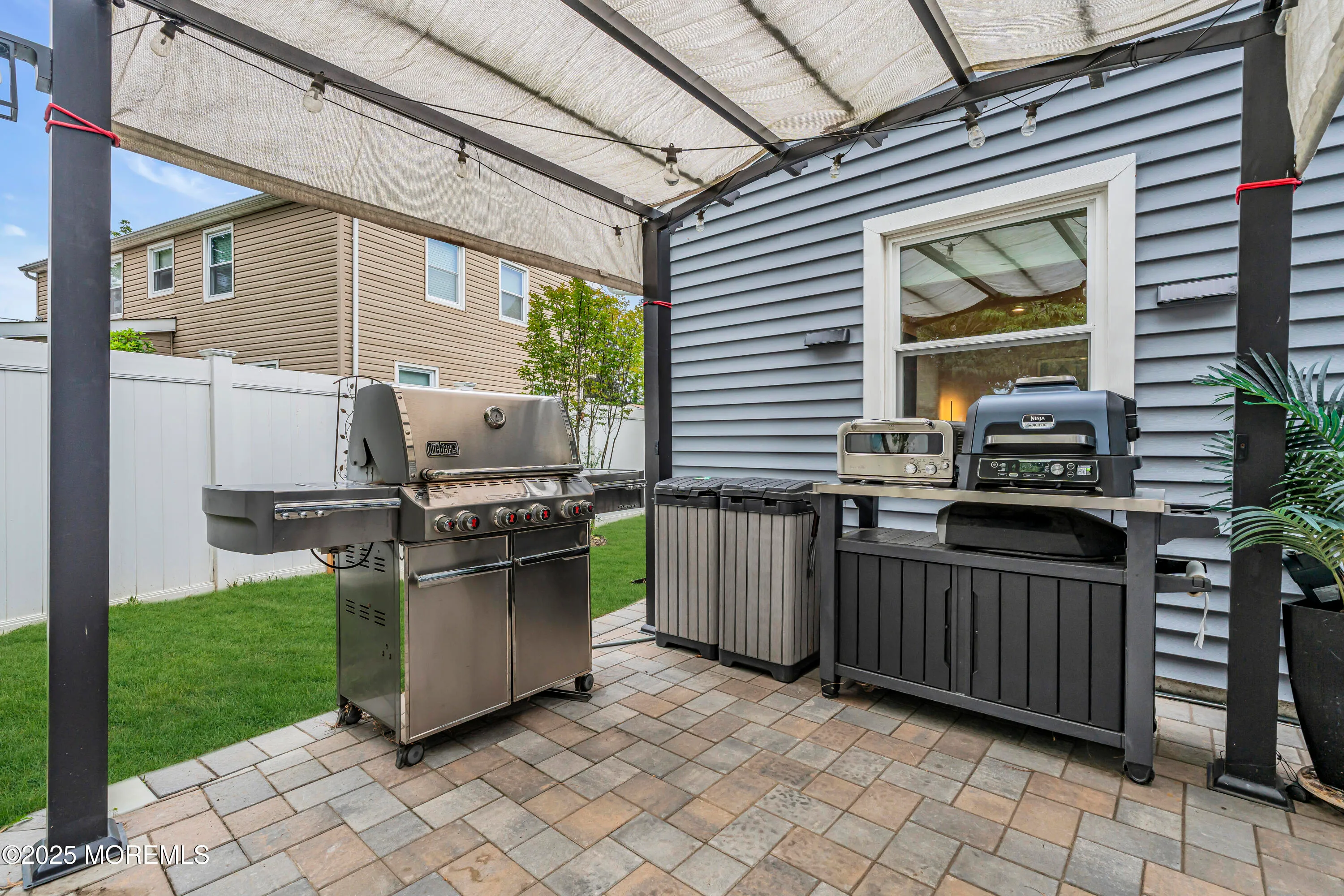 Aberdeen, New Jersey 07747, United States, 3 Bedrooms Bedrooms, ,2 BathroomsBathrooms,Residential,Pending,148229