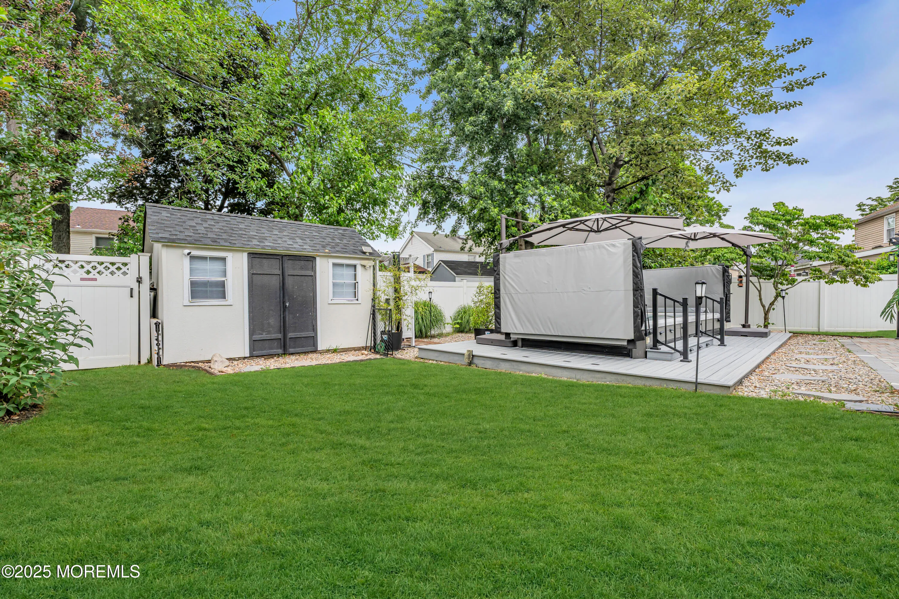 Aberdeen, New Jersey 07747, United States, 3 Bedrooms Bedrooms, ,2 BathroomsBathrooms,Residential,Pending,148229