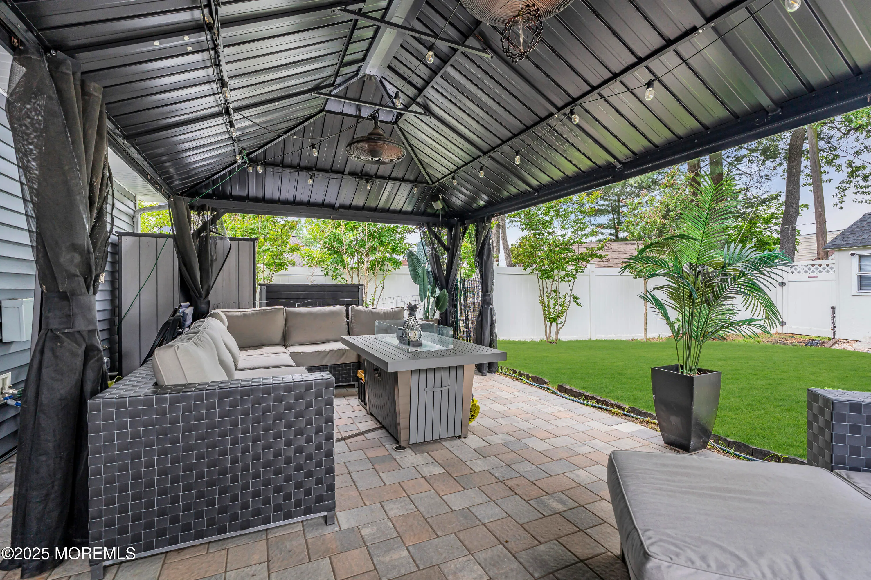 Aberdeen, New Jersey 07747, United States, 3 Bedrooms Bedrooms, ,2 BathroomsBathrooms,Residential,Pending,148229