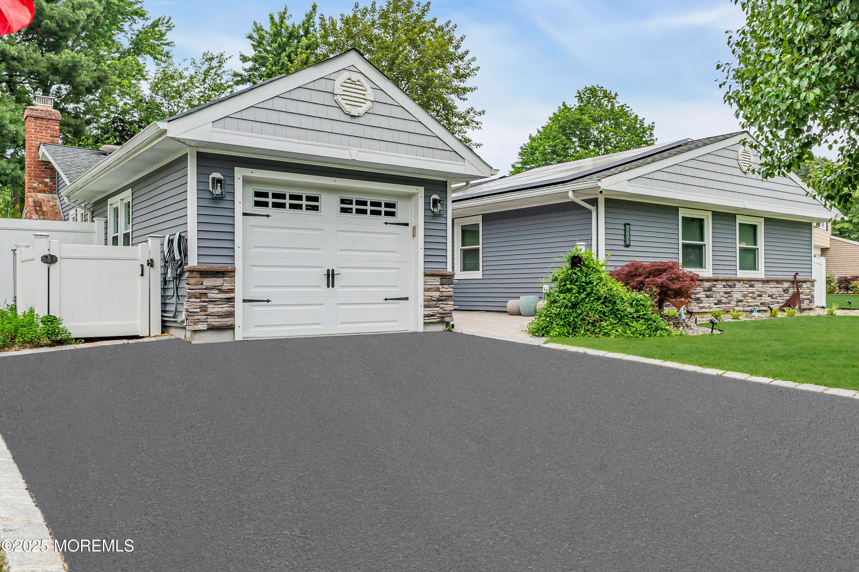 Aberdeen, New Jersey 07747, United States, 3 Bedrooms Bedrooms, ,2 BathroomsBathrooms,Residential,Pending,148229