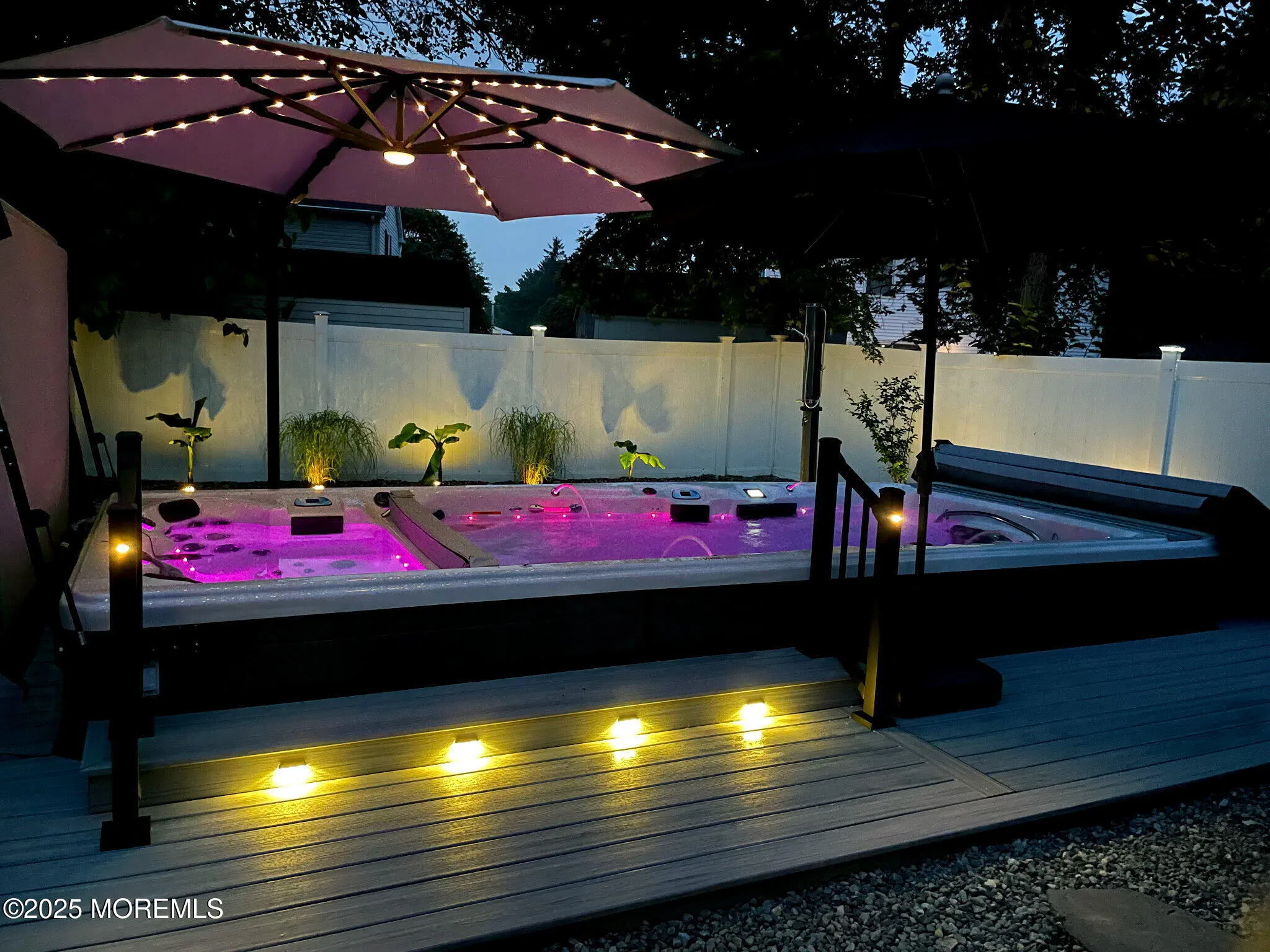 Aberdeen, New Jersey 07747, United States, 3 Bedrooms Bedrooms, ,2 BathroomsBathrooms,Residential,Pending,148229