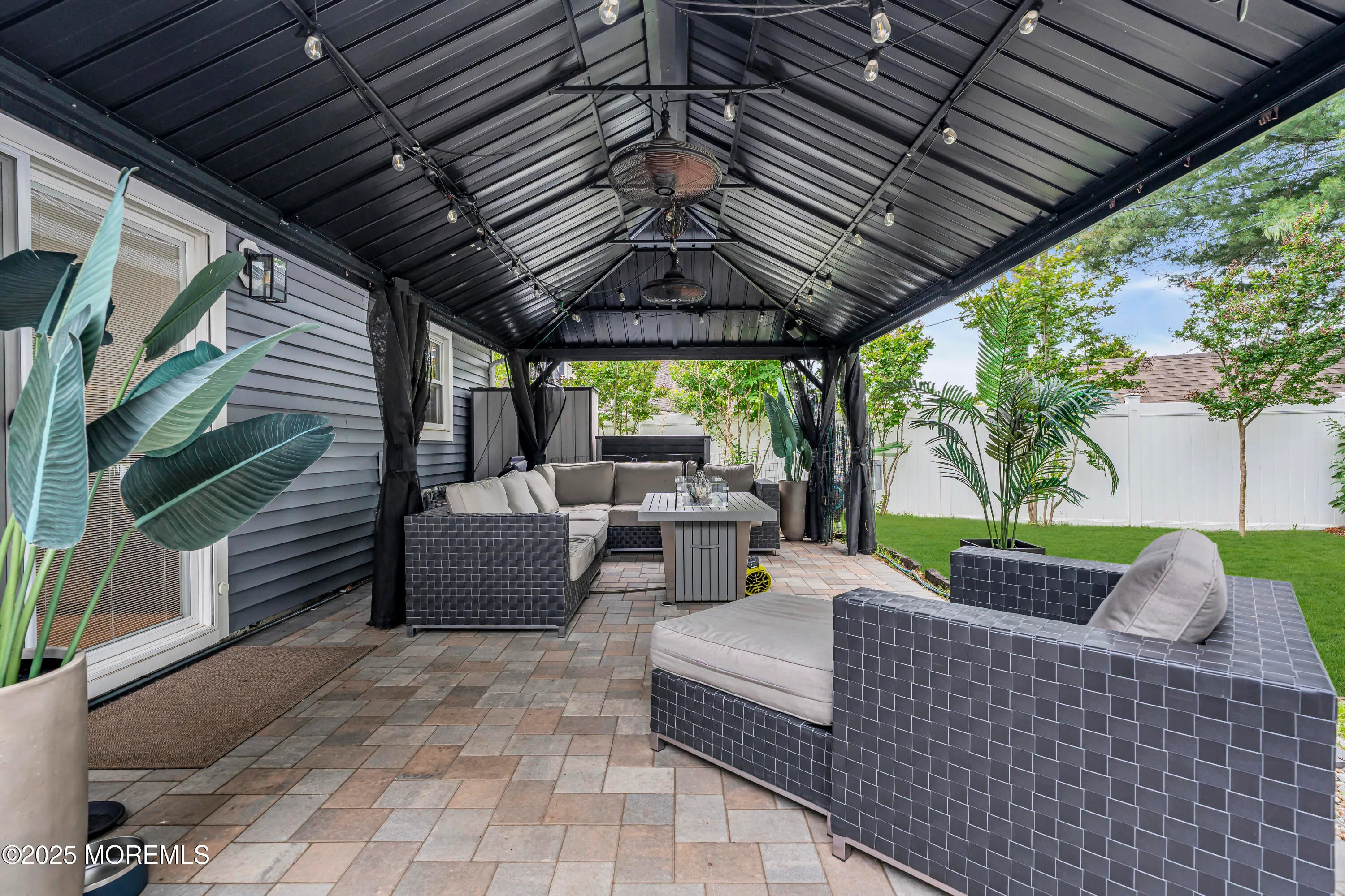 Aberdeen, New Jersey 07747, United States, 3 Bedrooms Bedrooms, ,2 BathroomsBathrooms,Residential,Pending,148229