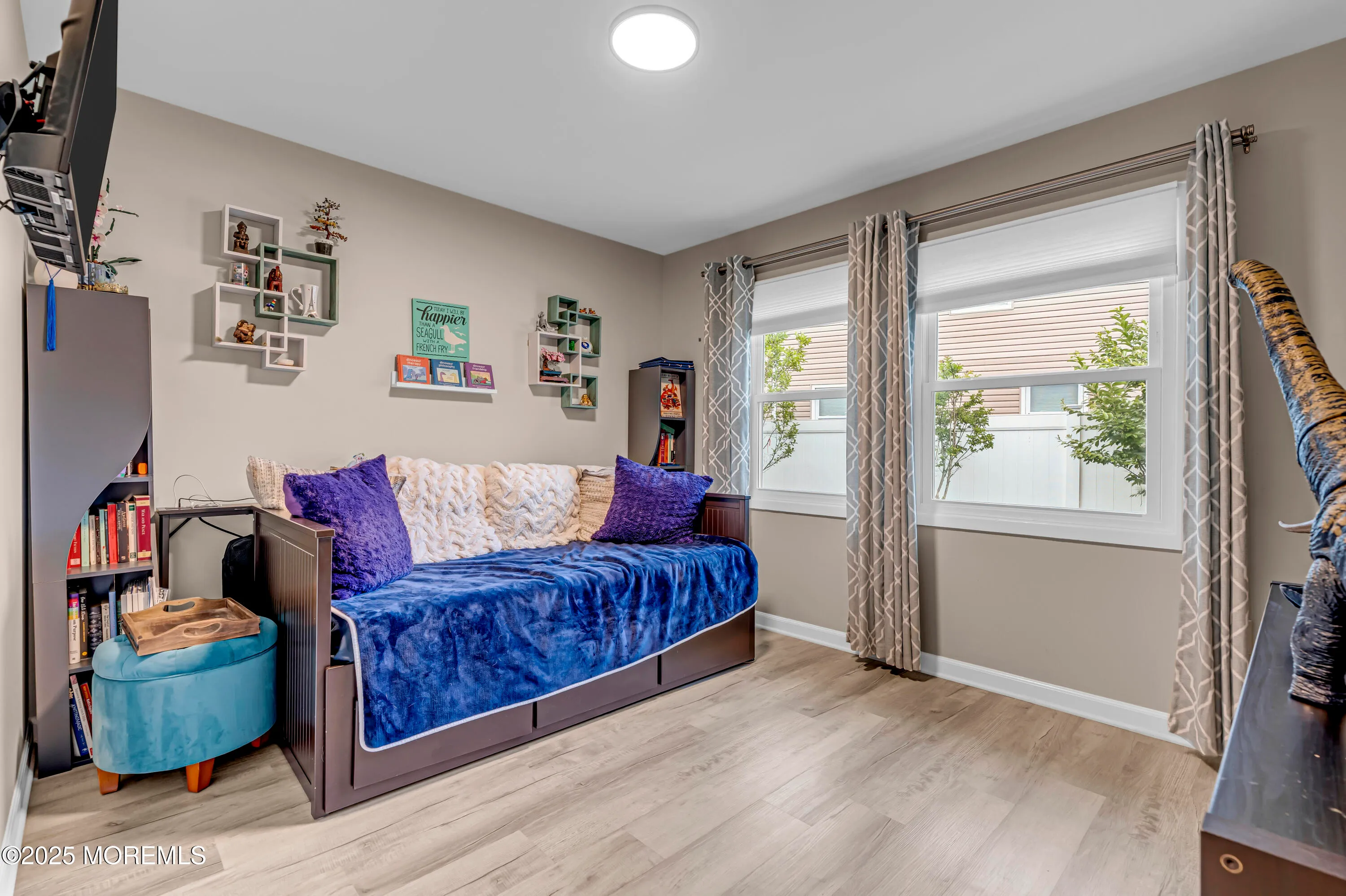 Aberdeen, New Jersey 07747, United States, 3 Bedrooms Bedrooms, ,2 BathroomsBathrooms,Residential,Pending,148229