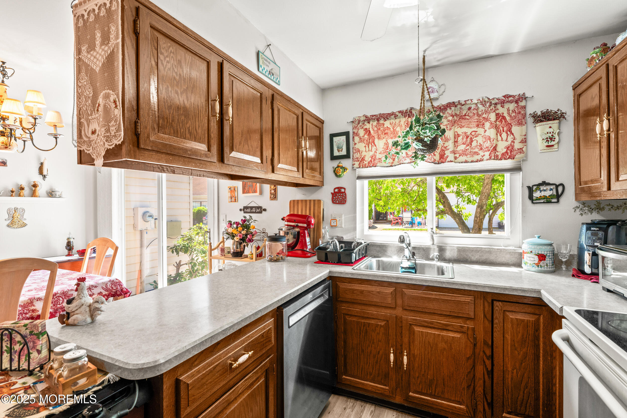 435B New Castle Court, Manchester, New Jersey image 7