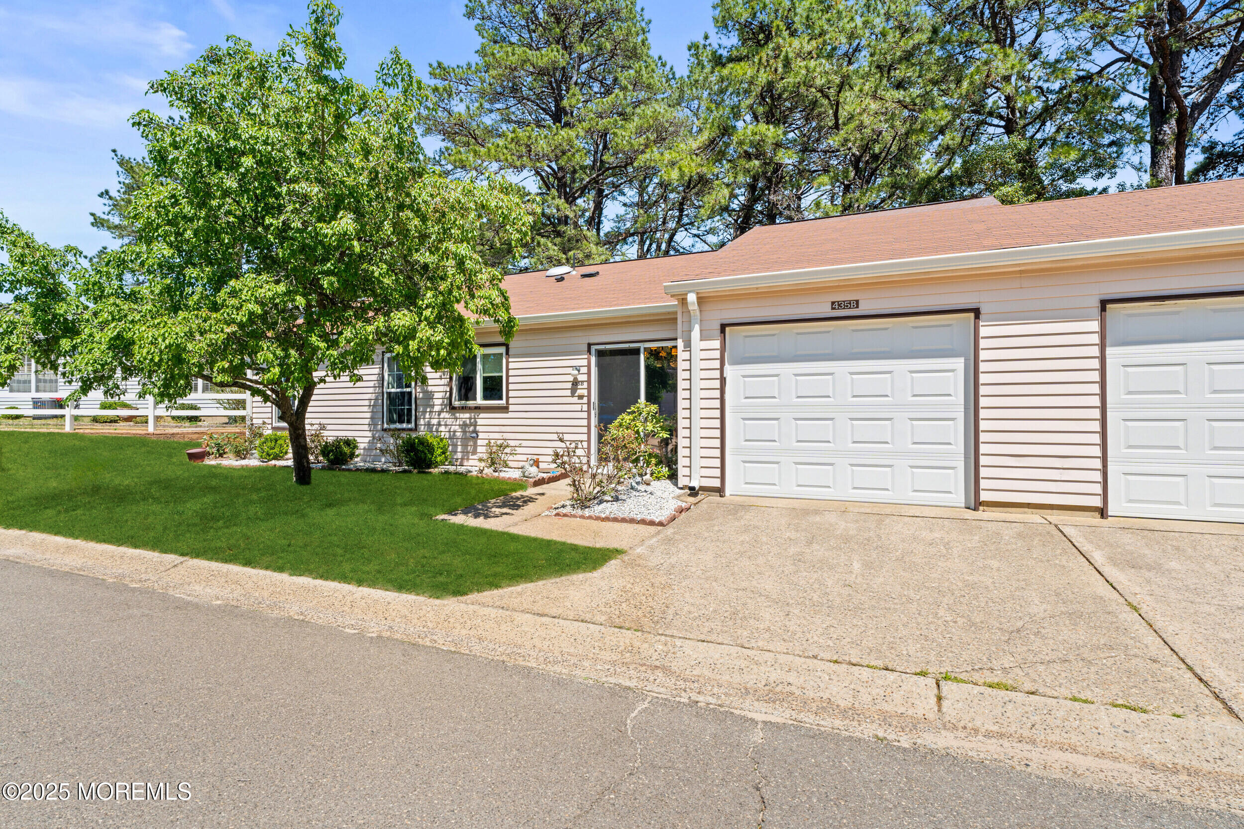 435B New Castle Court, Manchester, New Jersey image 14