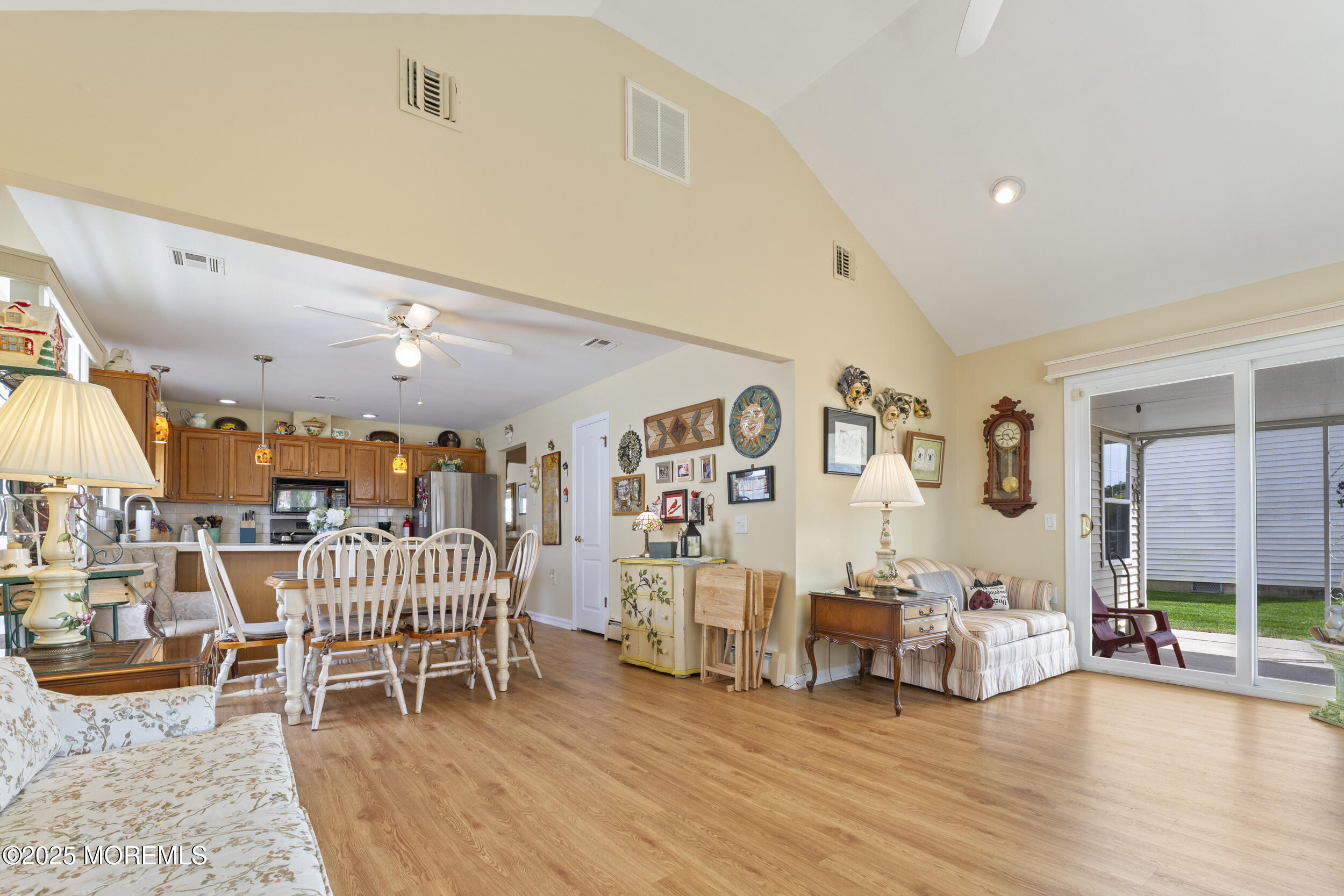 195 Canterbury Lane, Toms River, New Jersey image 30