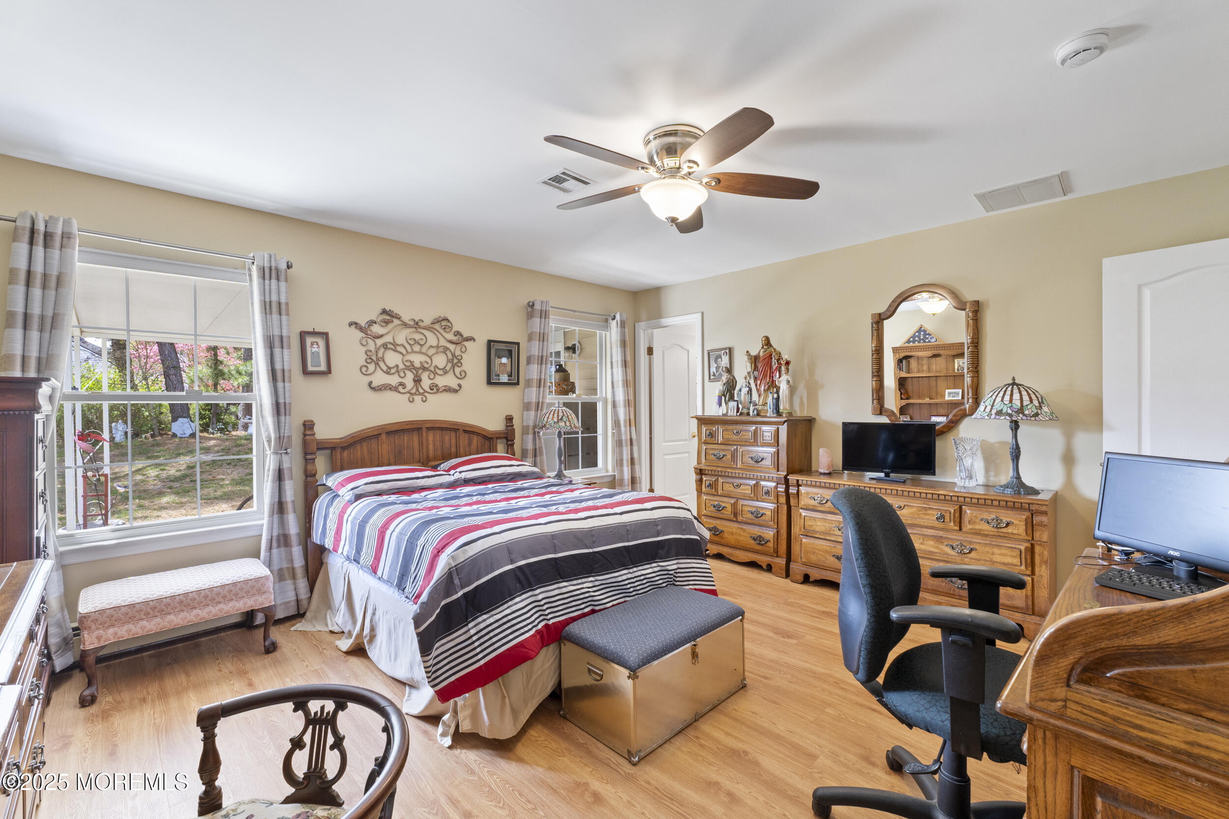 195 Canterbury Lane, Toms River, New Jersey image 19