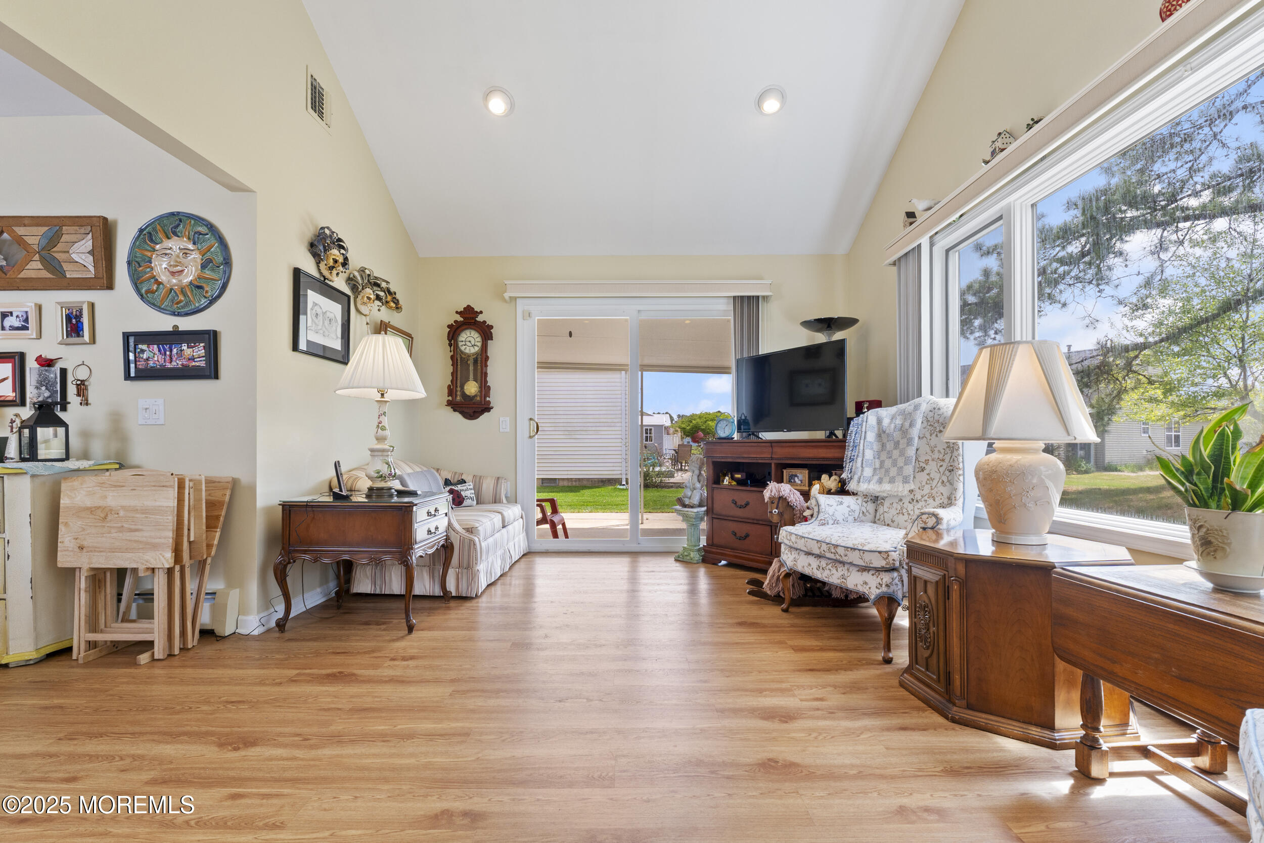195 Canterbury Lane, Toms River, New Jersey image 31