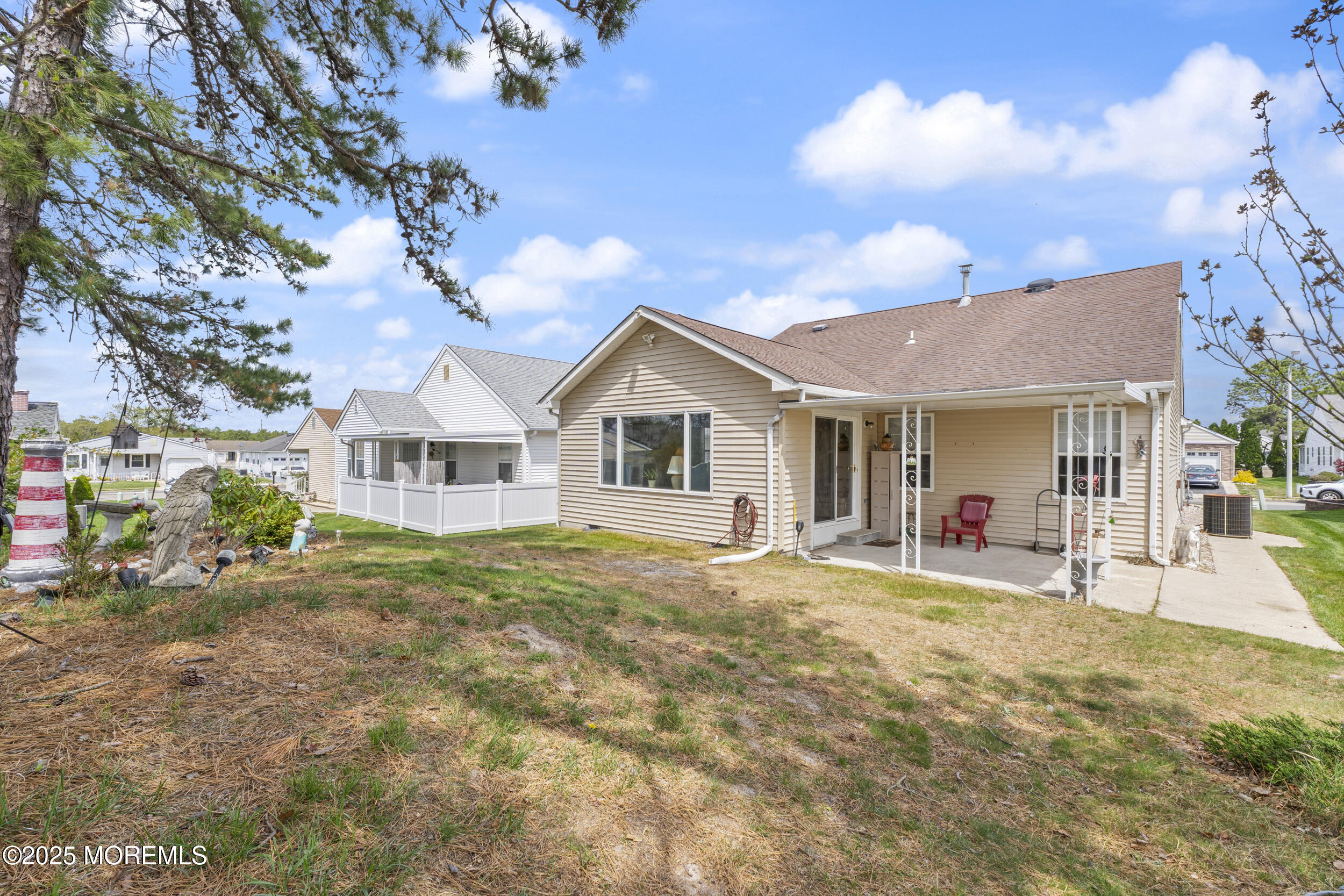 195 Canterbury Lane, Toms River, New Jersey image 37