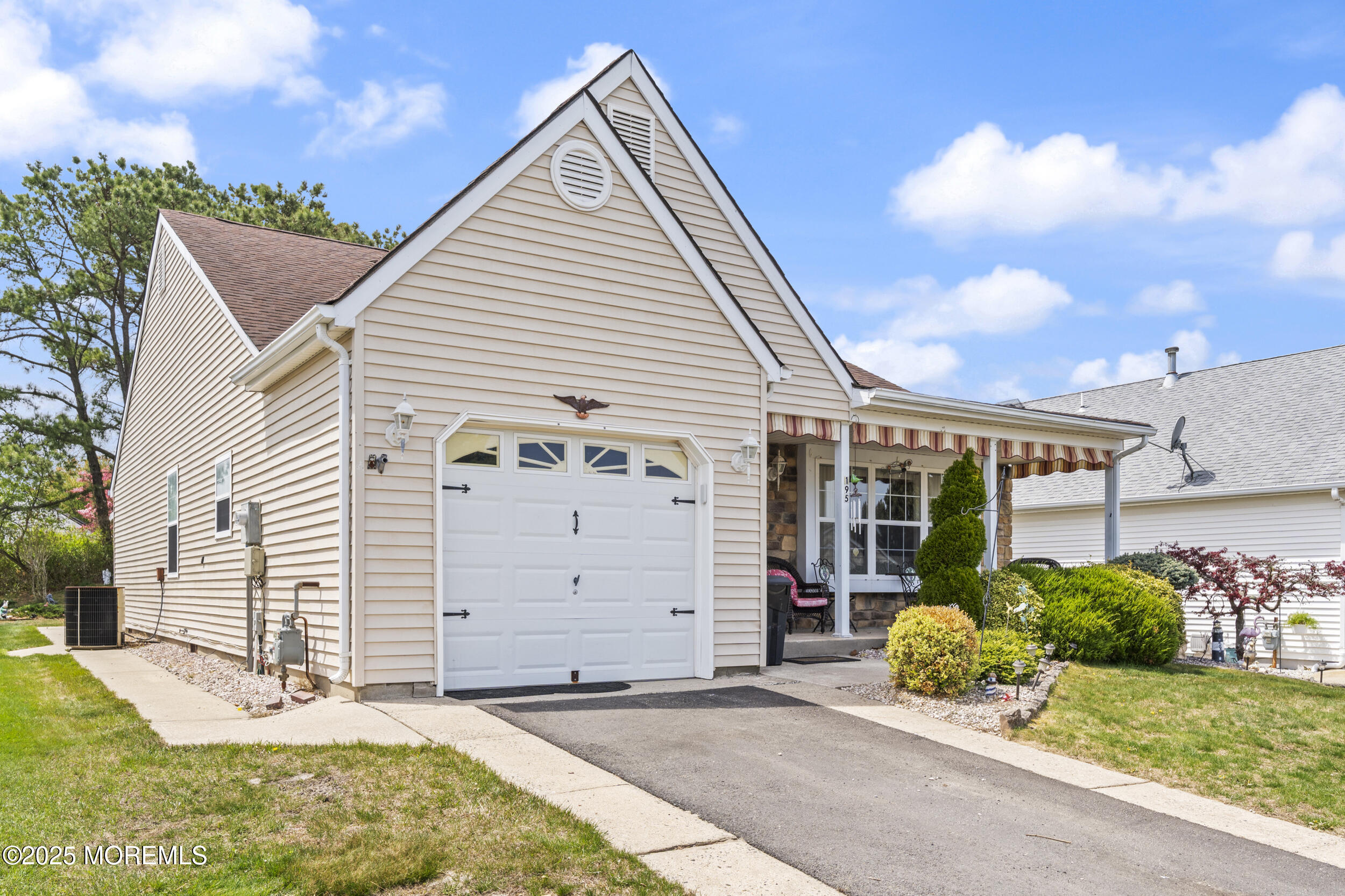 195 Canterbury Lane, Toms River, New Jersey image 3