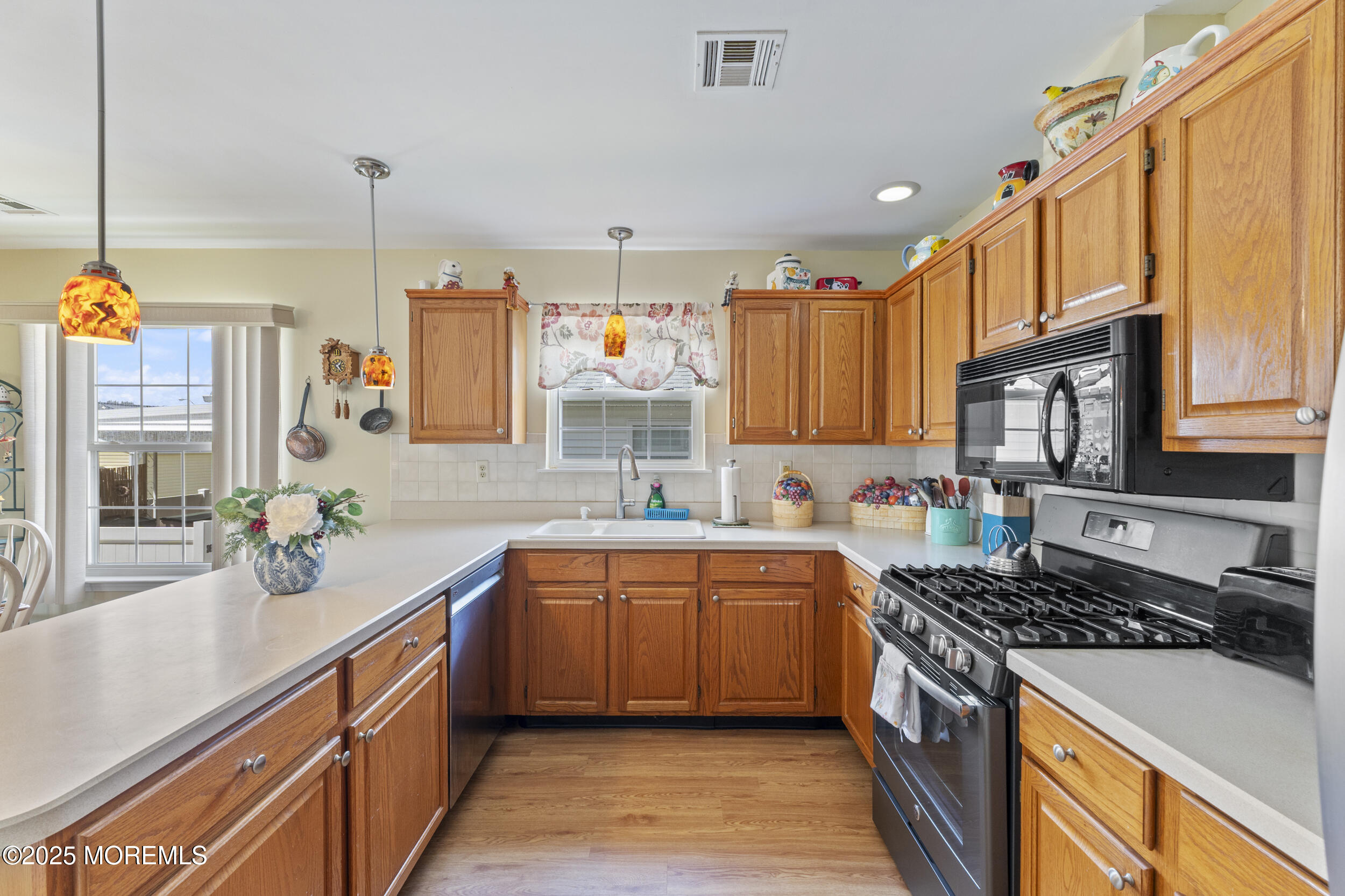 195 Canterbury Lane, Toms River, New Jersey image 24