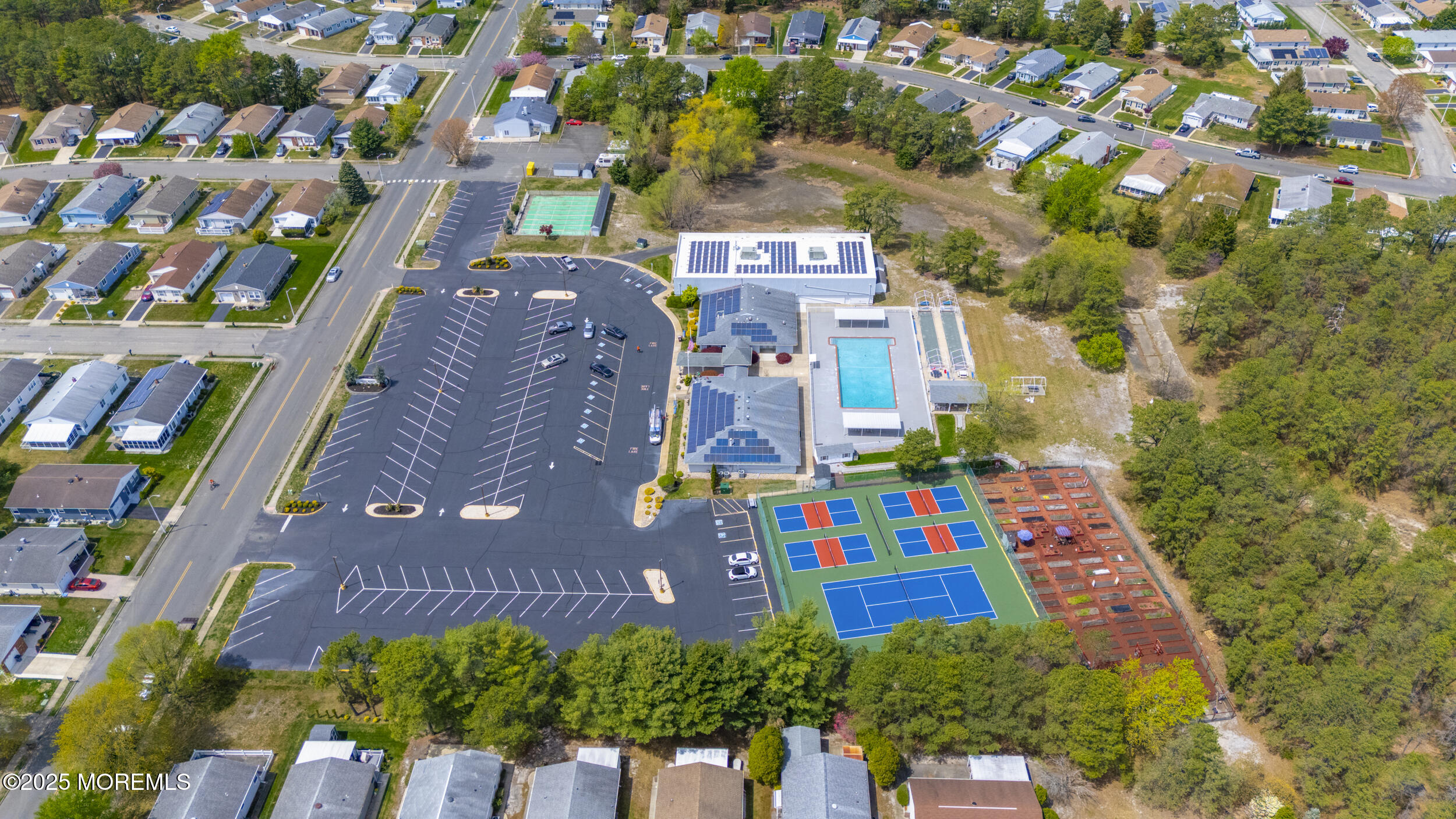 195 Canterbury Lane, Toms River, New Jersey image 41