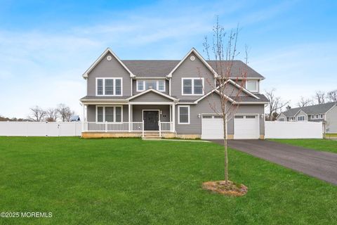 4 Sander Way Bayville NJ 08721