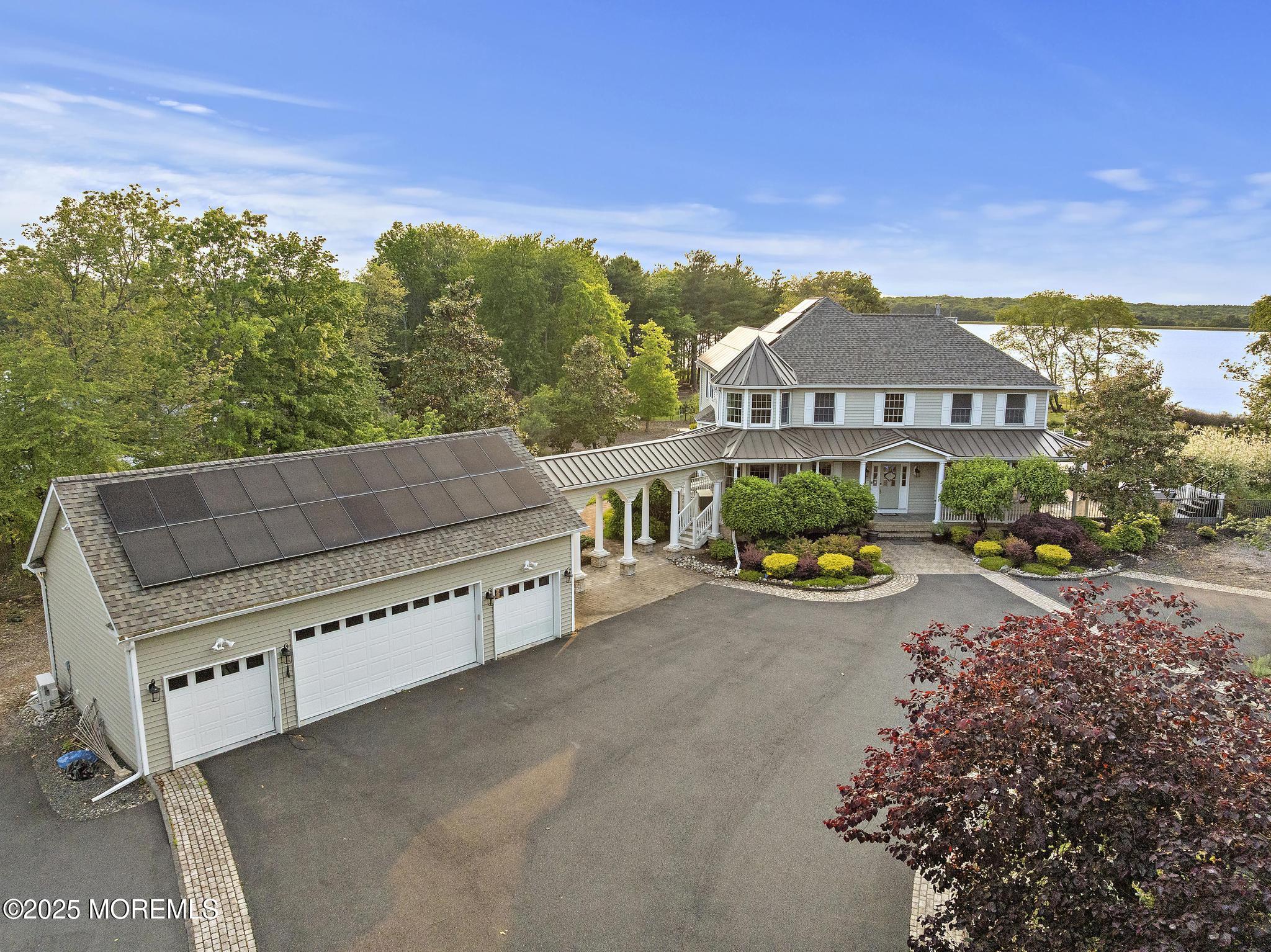 1413 Gully Road