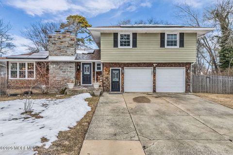 Photo of 301 Florida Court, Brick, NJ 08723 (MLS # 22605510)