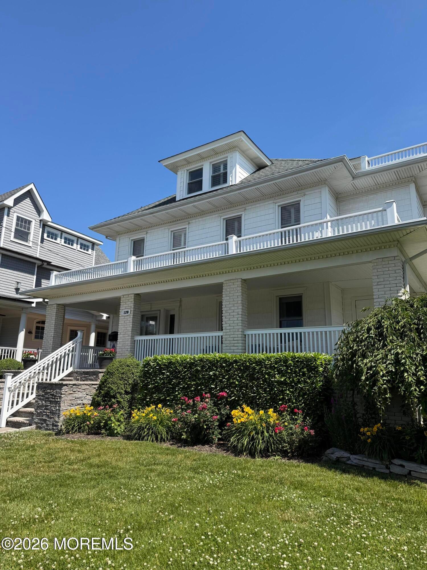120 Garfield Avenue