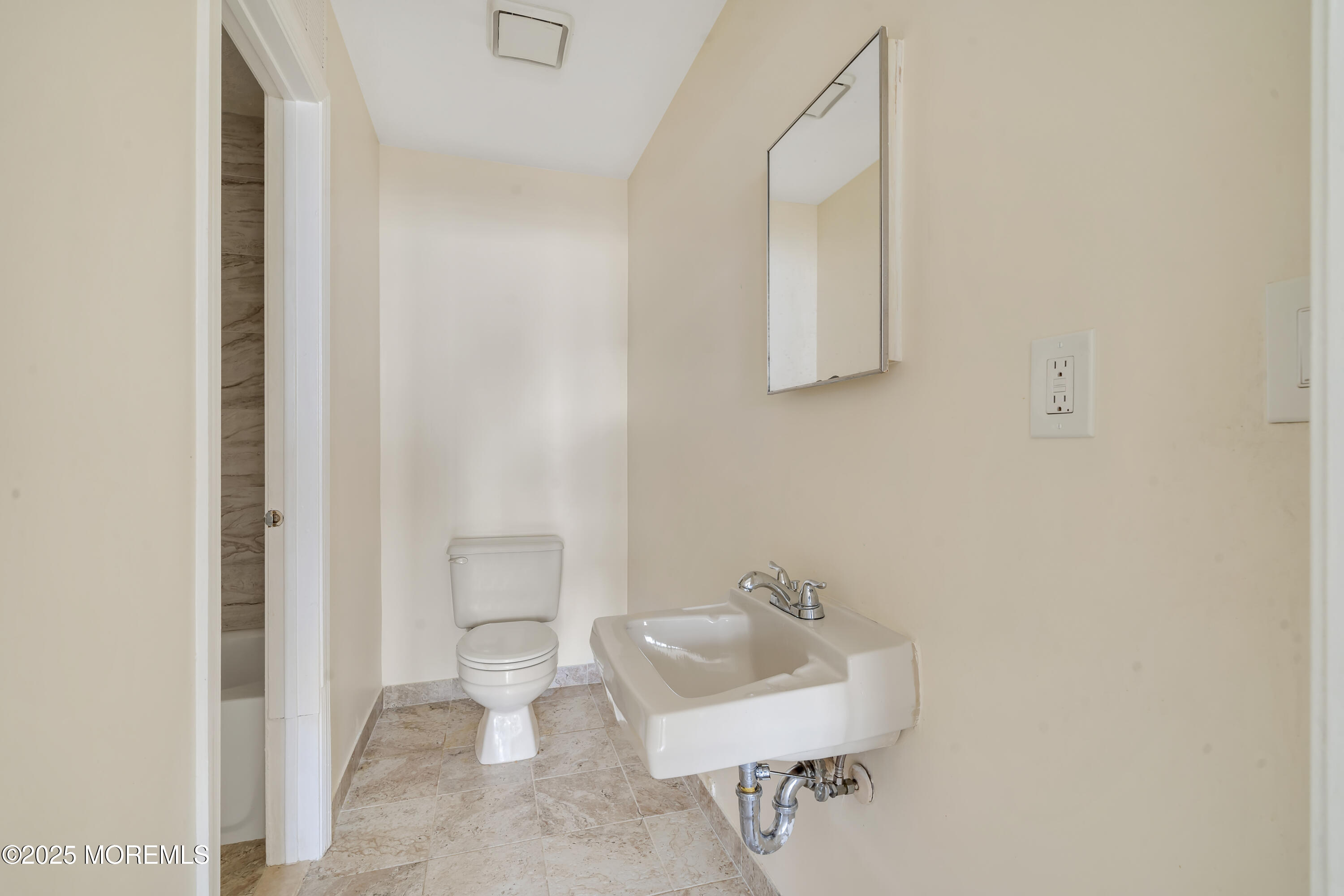 1-3 Atlanta Court #3, Freehold, New Jersey image 12