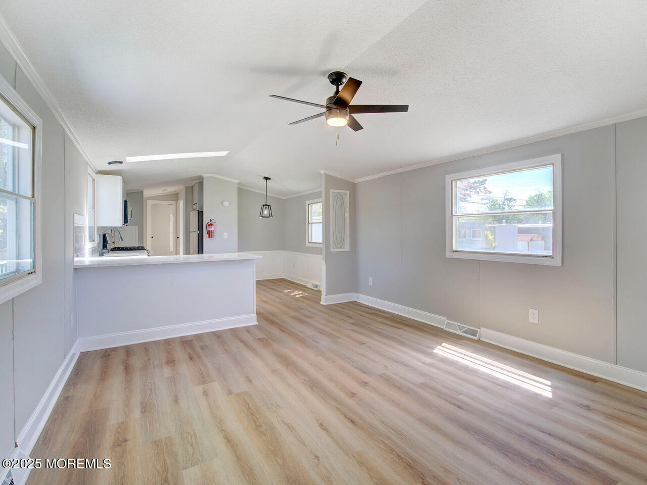 6 Sams Trailer Ct, Hazlet, New Jersey image 9