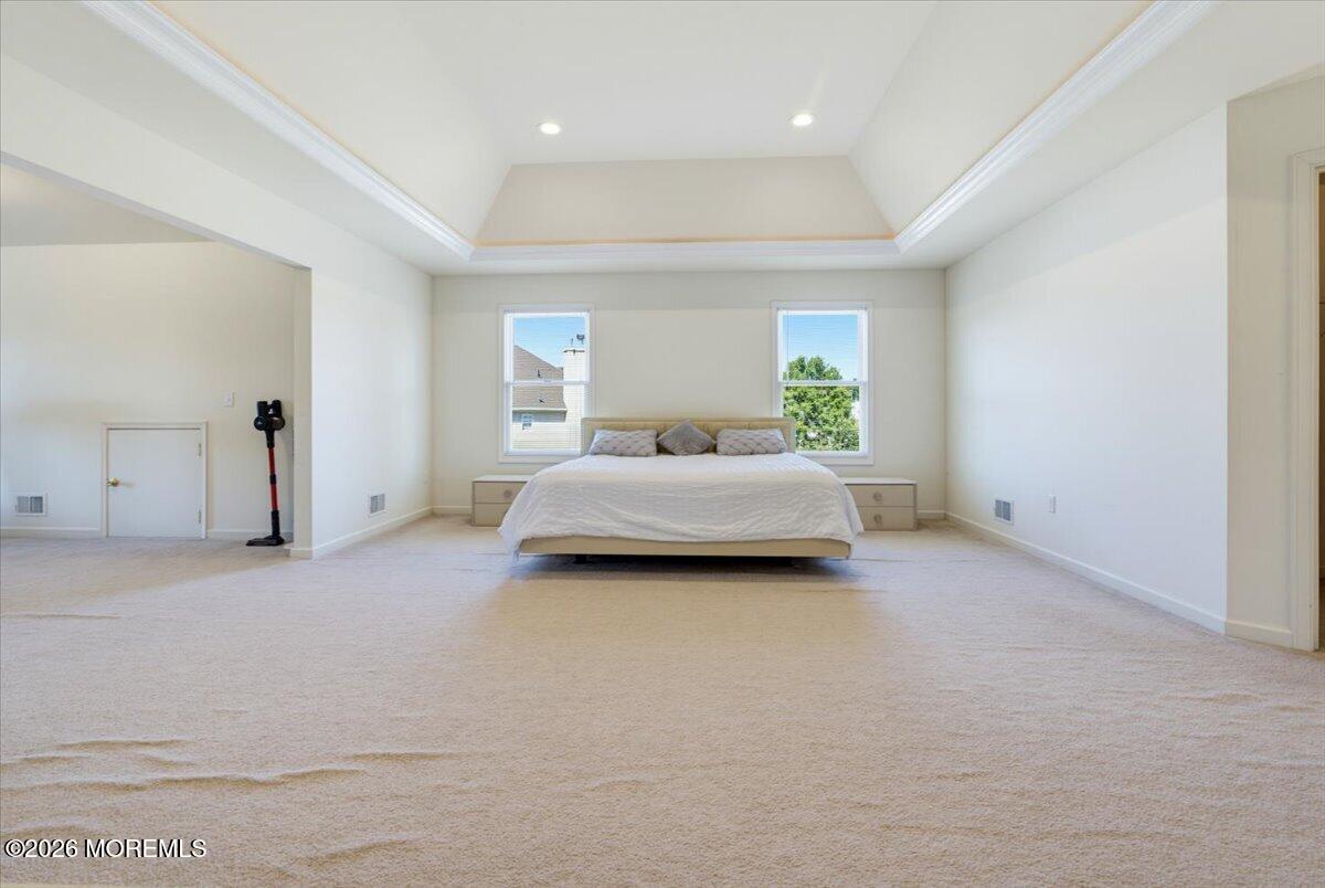 5 La Jolla Rd, Old Bridge, NJ, 08857, USA, 5 Bedrooms Bedrooms, ,4 BathroomsBathrooms,Residential,Pending,5 La Jolla Rd,22618576