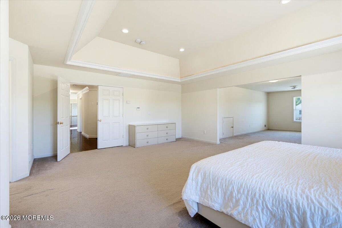 5 La Jolla Rd, Old Bridge, NJ, 08857, USA, 5 Bedrooms Bedrooms, ,4 BathroomsBathrooms,Residential,Pending,5 La Jolla Rd,22618576