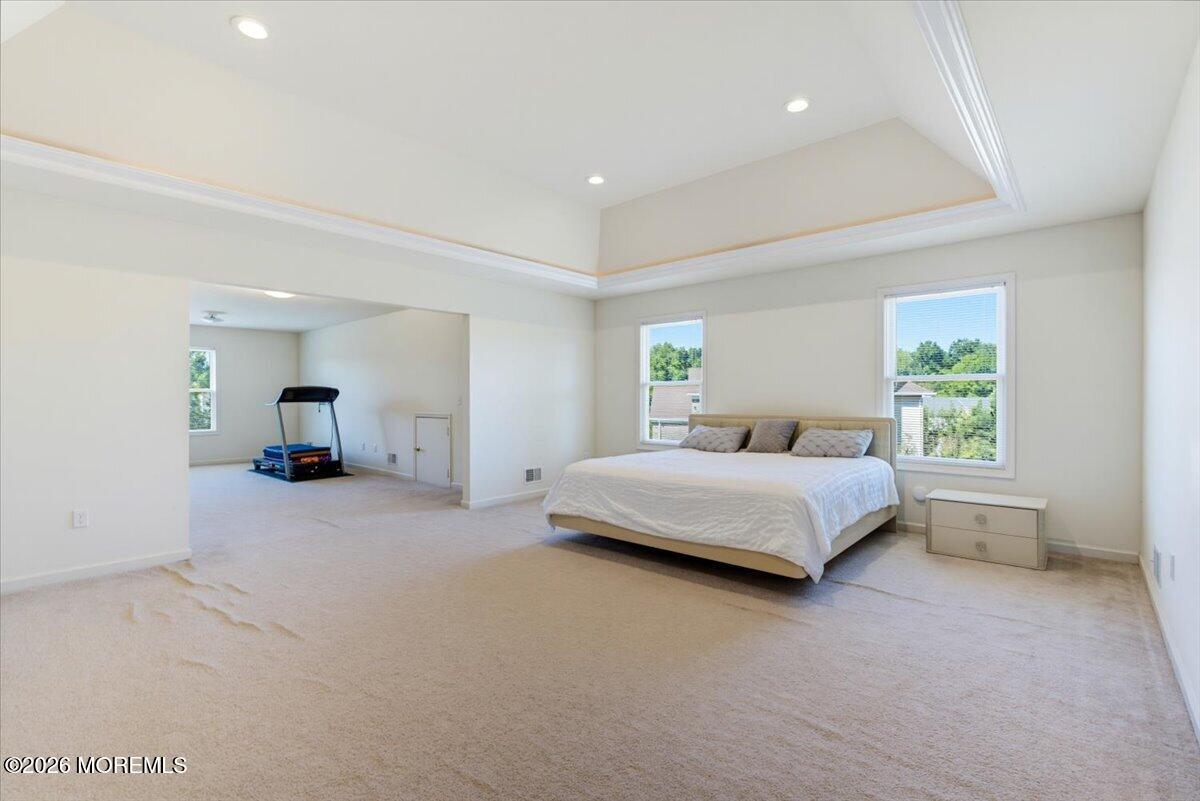 5 La Jolla Rd, Old Bridge, NJ, 08857, USA, 5 Bedrooms Bedrooms, ,4 BathroomsBathrooms,Residential,Pending,5 La Jolla Rd,22618576