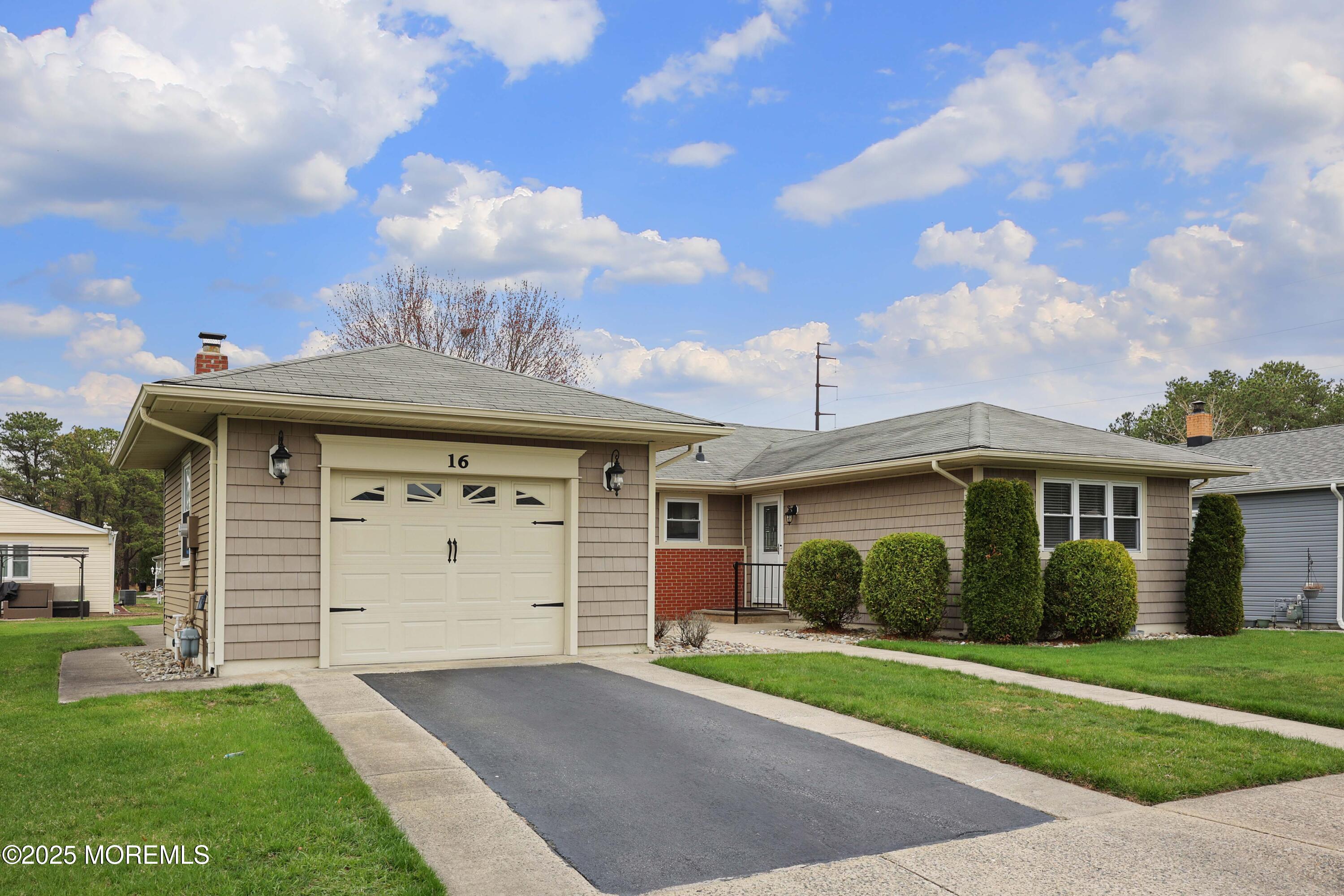 16 Mayaquez Lane, Toms River, New Jersey image 2