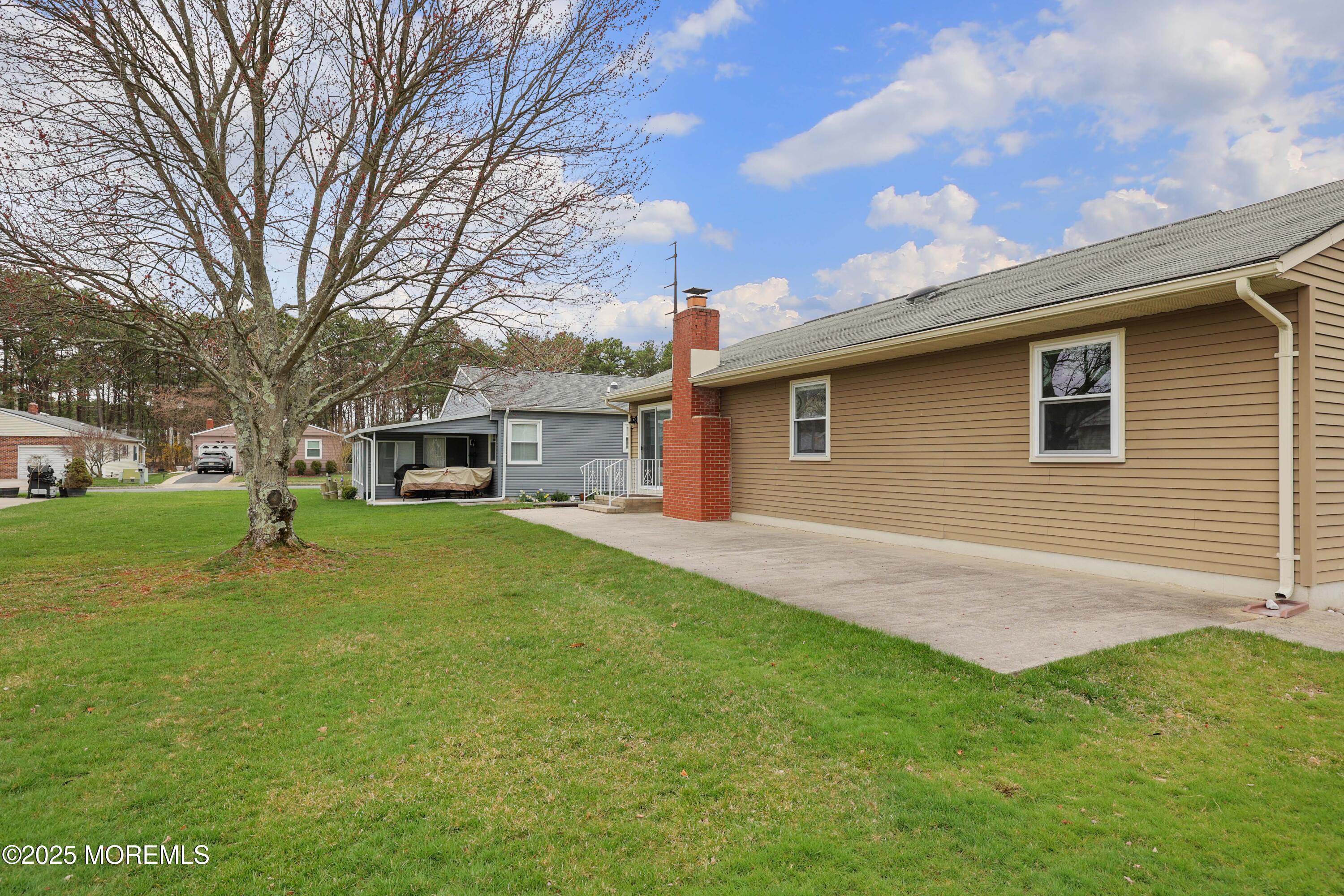 16 Mayaquez Lane, Toms River, New Jersey image 7
