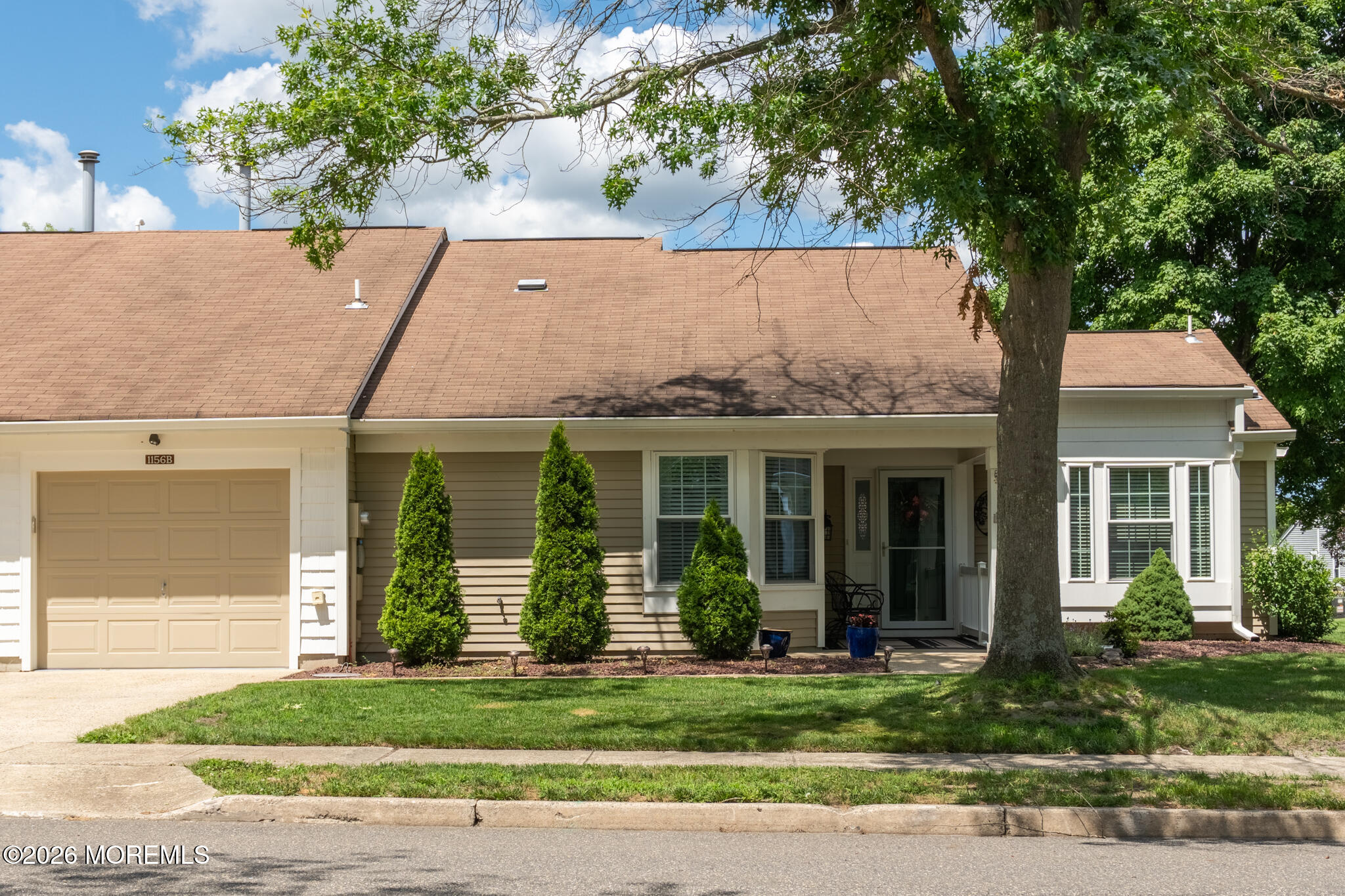1156B Thornbury Lane