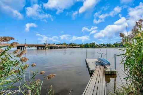 44 Lake Shore Drive Red Bank NJ 07701