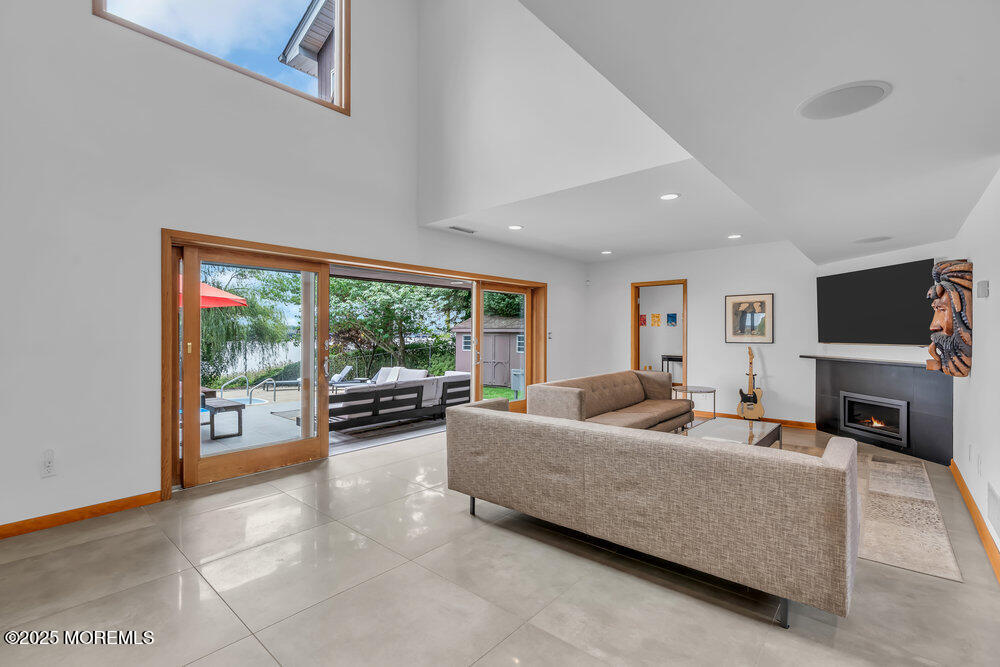 44 Lake Shore Drive, Red Bank, New Jersey image 36