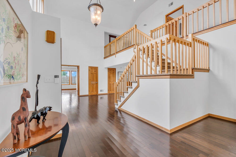 44 Lake Shore Drive, Red Bank, New Jersey image 16
