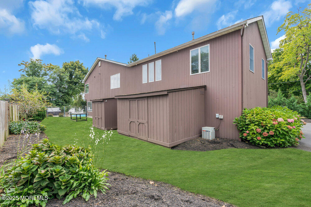 44 Lake Shore Drive, Red Bank, New Jersey image 11